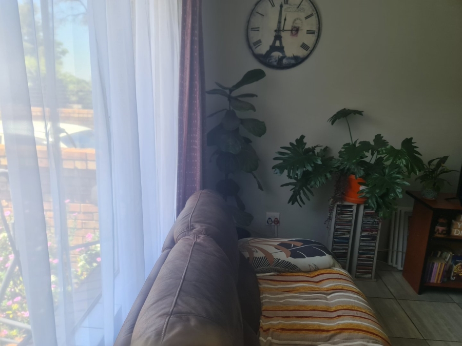 3 Bedroom Property for Sale in Geelhoutpark North West